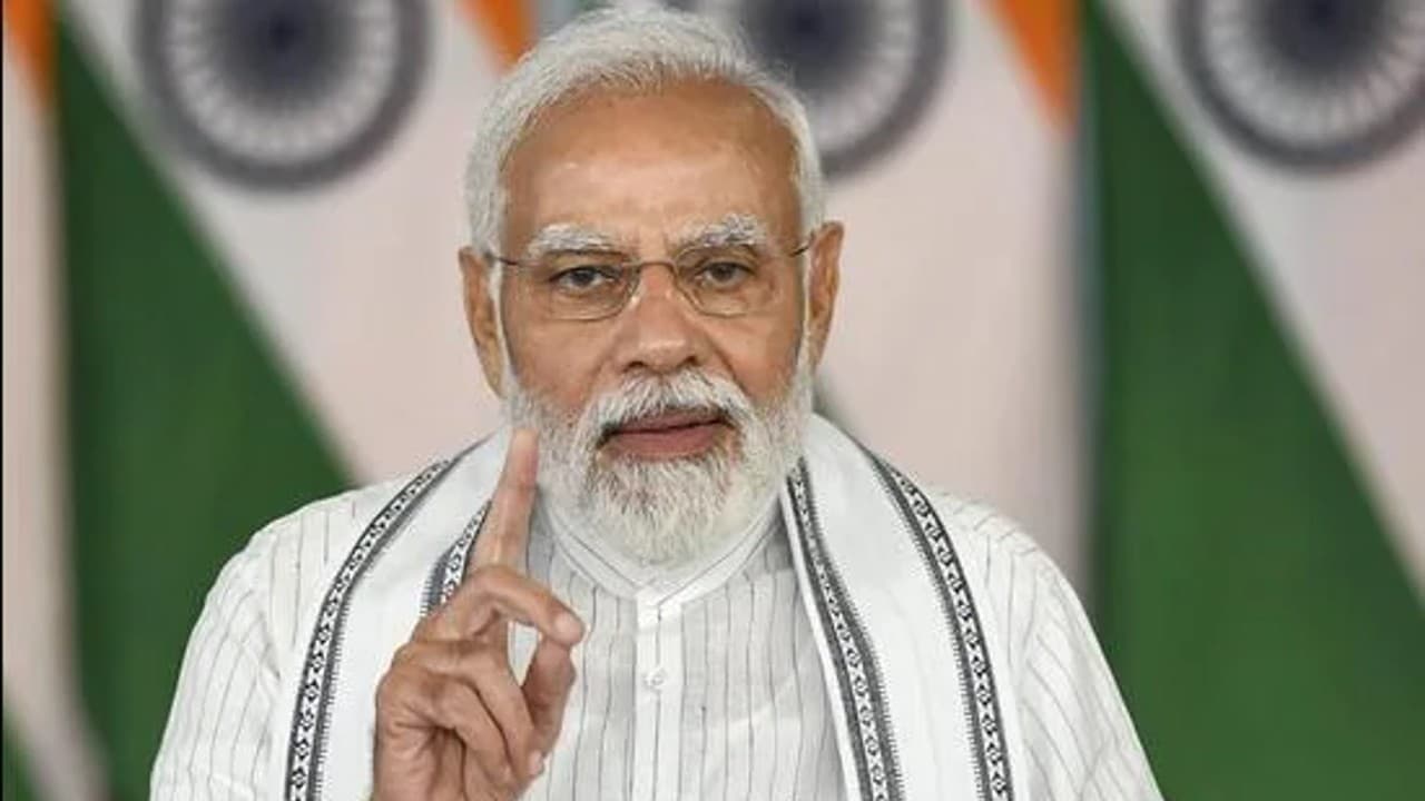 डिजिटल पेमेंट के लिए पीएम मोदी ने इंडिया इन पिक्सल्स को दी बधाई, हावड़ा ब्रिज बचाने के लिए किया था ये काम