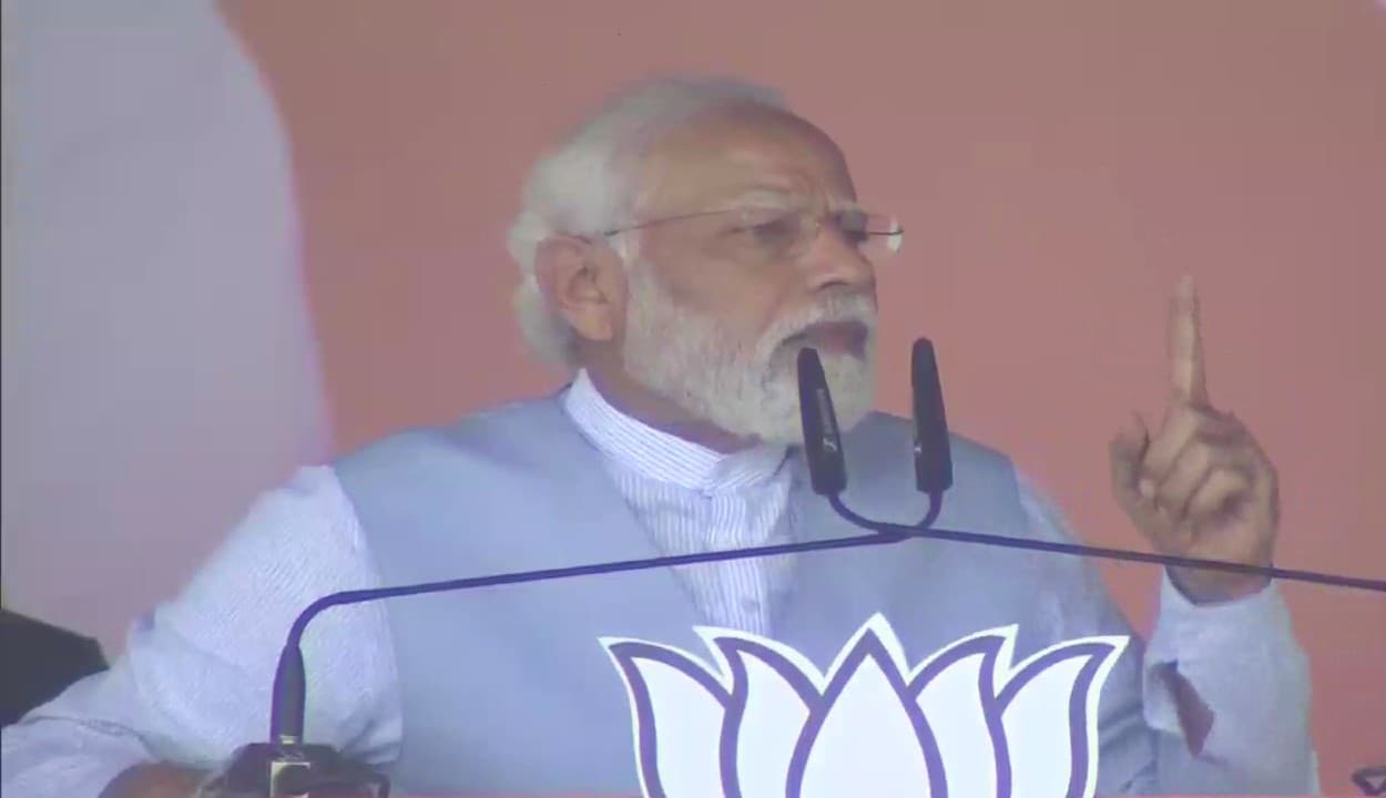 पीएम मोदी ने इंडस्ट्री से कहा, 21वीं सदी के भारत की जरूरत है 'मेक इन इंडिया'