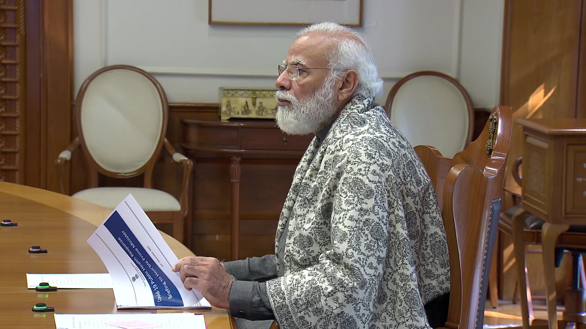 Coronavirus Updates: नये वैरिएंट ने बढ़ाई टेंशन, पीएम मोदी कर रहे हैं बैठक, अरविंद केजरीवाल ने की ये मांग