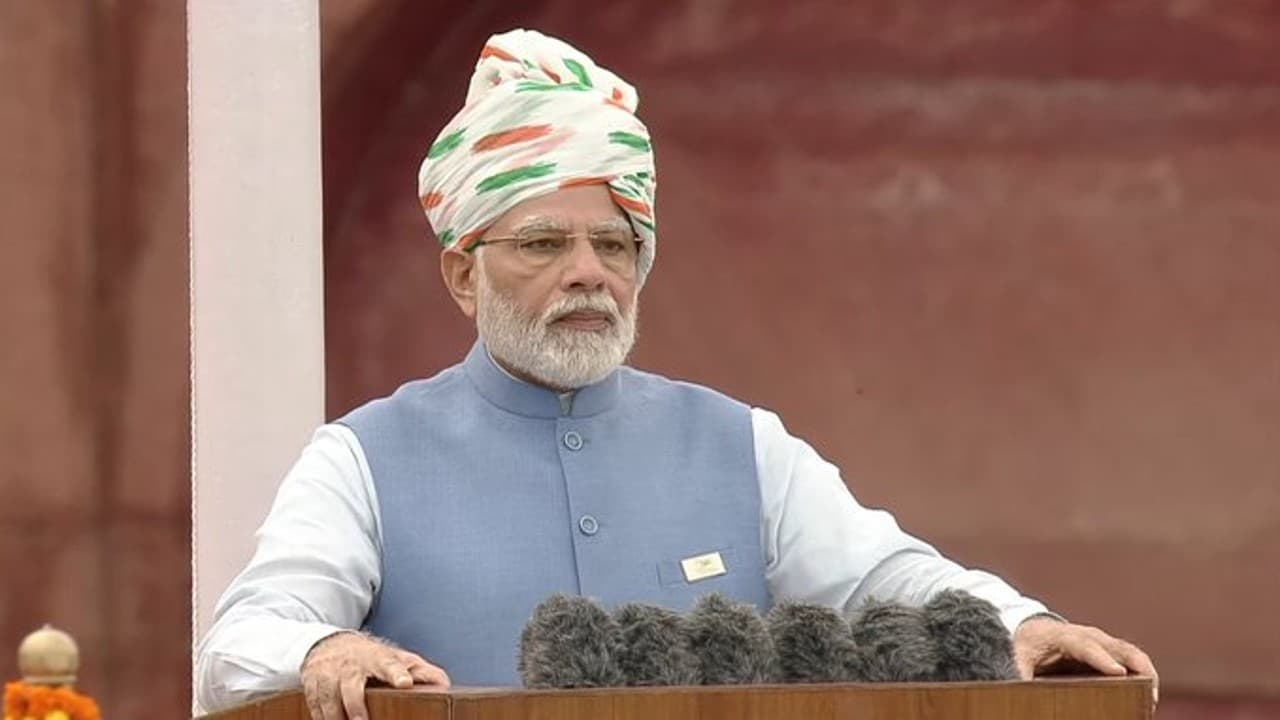 PM मोदी ने बीजेपी के आवासीय परिसर का किया उद्घाटन, बोले- यह भवन हर कार्यकर्ता के सपनों का विस्तार