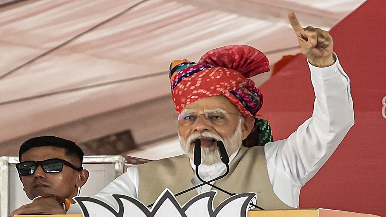 PM Modi ने कहा, राजस्थान में कांग्रेस सरकार के लिए भ्रष्टाचार से बड़ा कुछ नहीं, दलितों के अत्याचार पर चुप