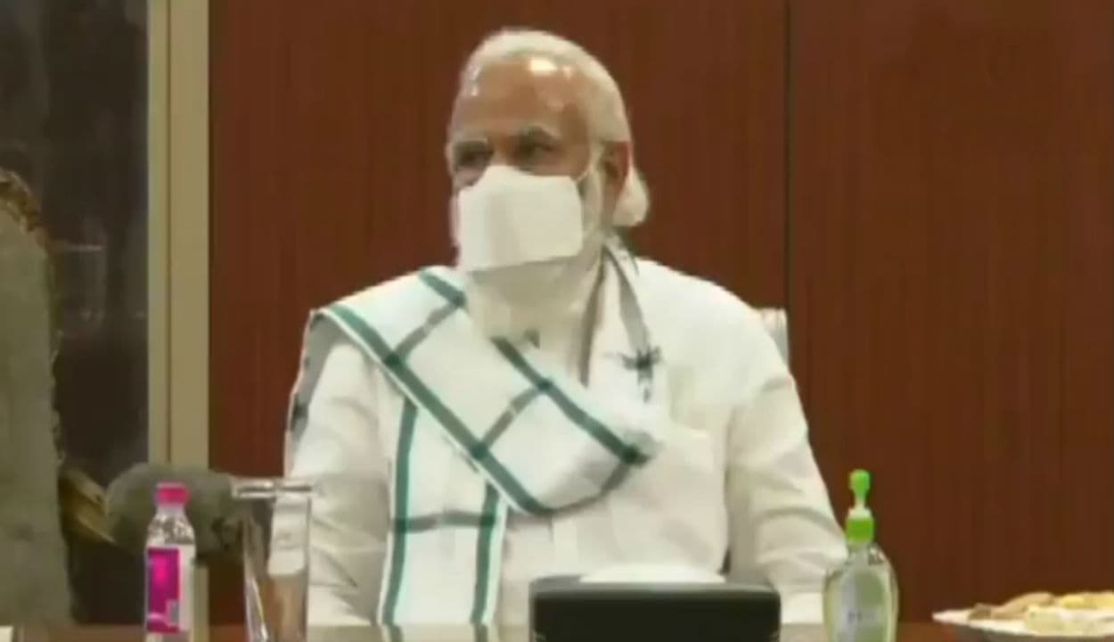 कोरोना वैक्सीन का अपडेट लेने हैदराबाद के बाद पुणे के सीरम इंस्टीट्यूट पहुंचे पीएम मोदी, वैज्ञानिकों से करेंगे बात