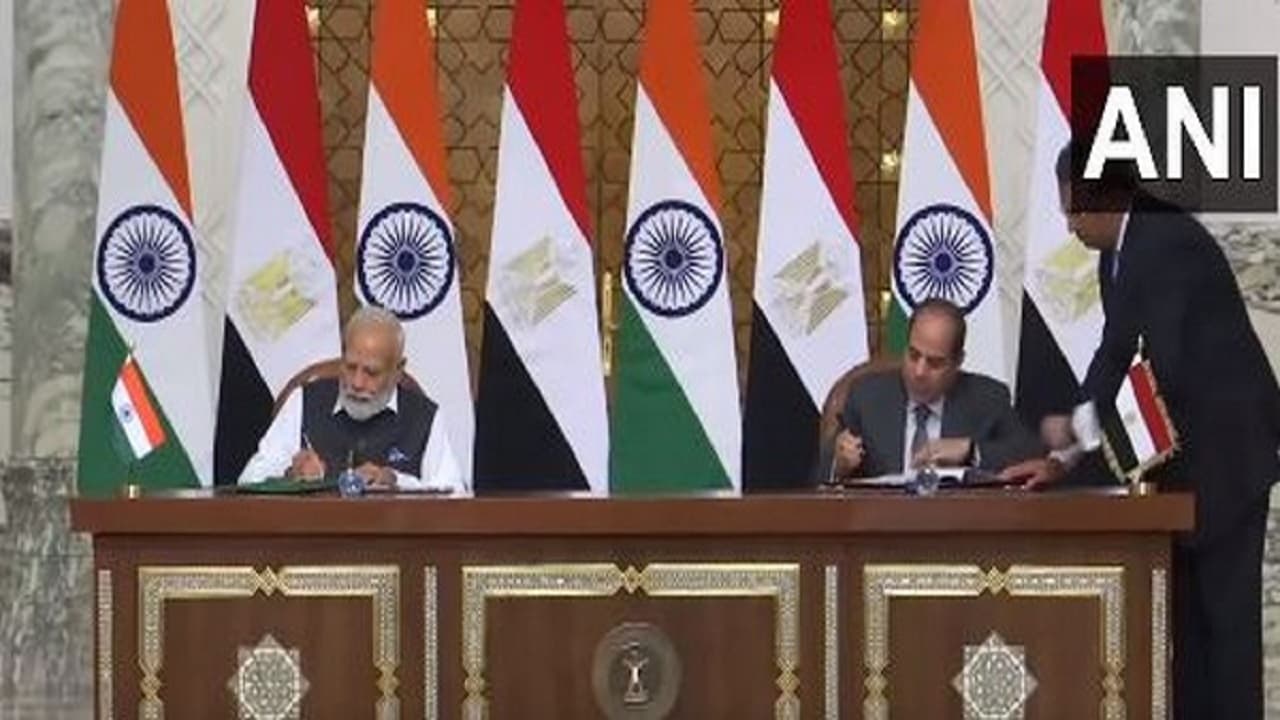 PM मोदी और मिस्र के राष्ट्रपति अल-सिसी ने MoU पर किए हस्ताक्षर, आपसी संबंधों को और मजबूत करने पर जोर