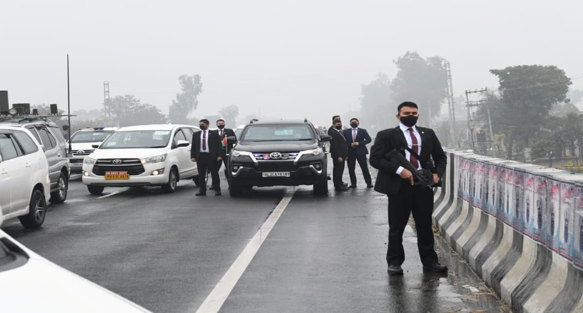 आखिर कैसे हुई चूक! प्रधानमंत्री नरेंद्र मोदी की रैली पर IB ने पंजाब सरकार को पहले ही दिया था इनपुट आखिर कैसे हुई चूक! प्रधानमंत्री नरेंद्र मोदी की रैली पर IB ने पंजाब सरकार को पहले ही दिया था इनपुट