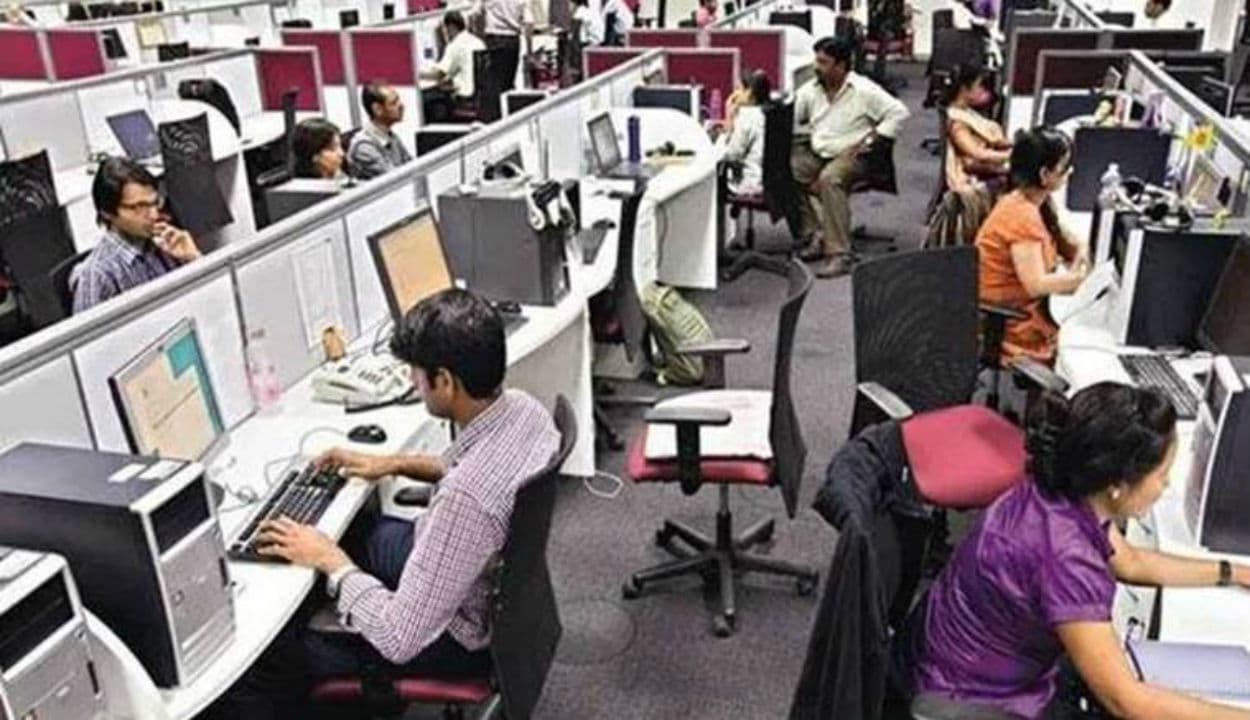 लॉकडाउन से सबसे बुरे दौर में फंसा सर्विस सेक्टर, अप्रैल में 5.4 अंक के रिकॉर्ड निचले स्तर पर पहुंचा PMI