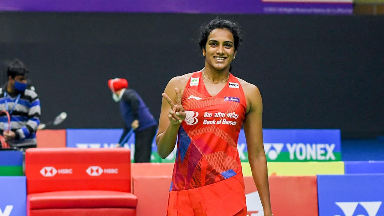 पीवी सिंधु ‘नारी शक्ति’ का प्रतिनिधित्व करती हैं, नौसेना प्रमुख ने की स्टार शटलर की जमकर तारीफ