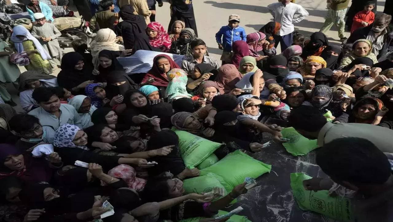 Pakistan News: पाकिस्‍तानी पीएम शहबाज शरीफ को प्रधानमंत्री नरेंद्र मोदी ने दी बधाई, साथ ही कही ये बात