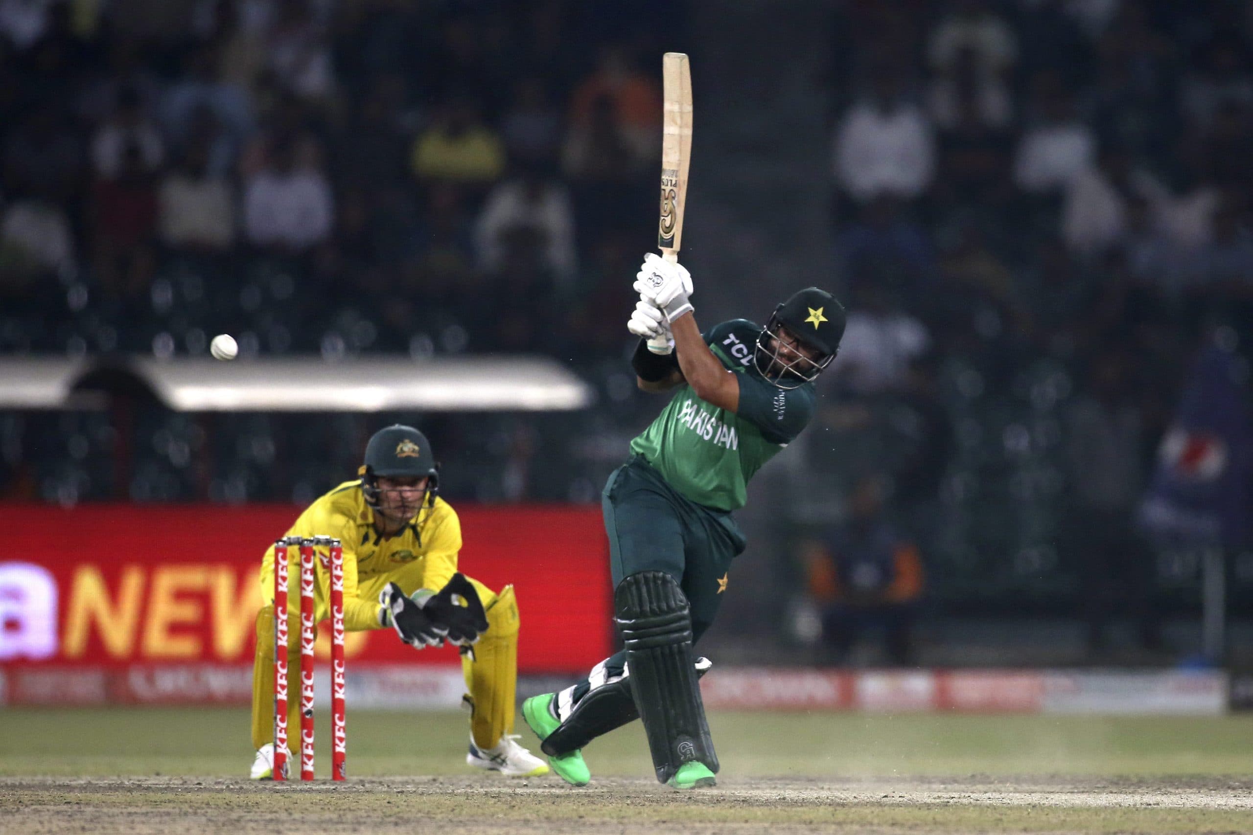 Pakistan vs Australia, 2nd ODI: बाबर आजम और इमाम का तूफानी शतक, पाकिस्तान ने ऑस्ट्रेलिया को हराया