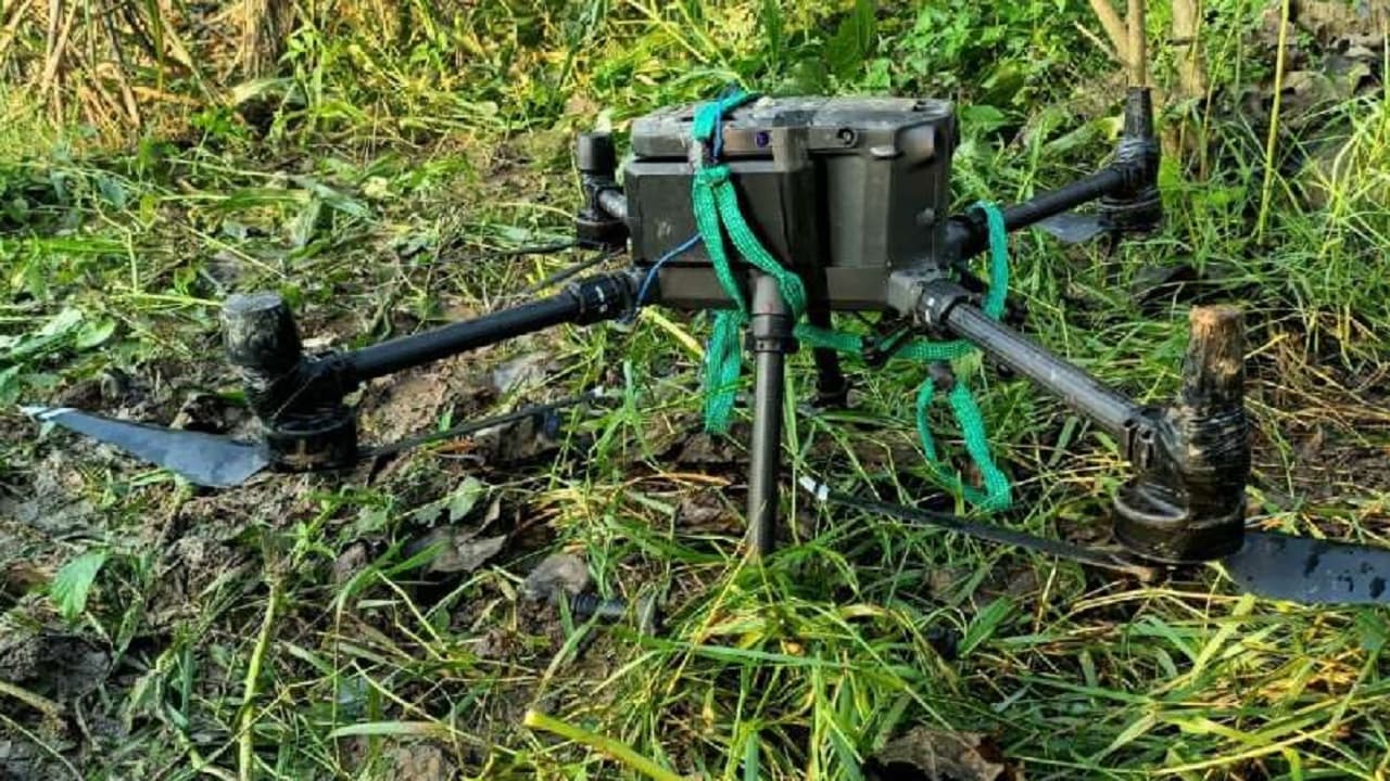 Pakistani Drone: पंजाब बॉर्डर पर दिखा पाकिस्तानी ड्रोन, BSF ने मार गिराया, चार दिन में तीसरी घटना