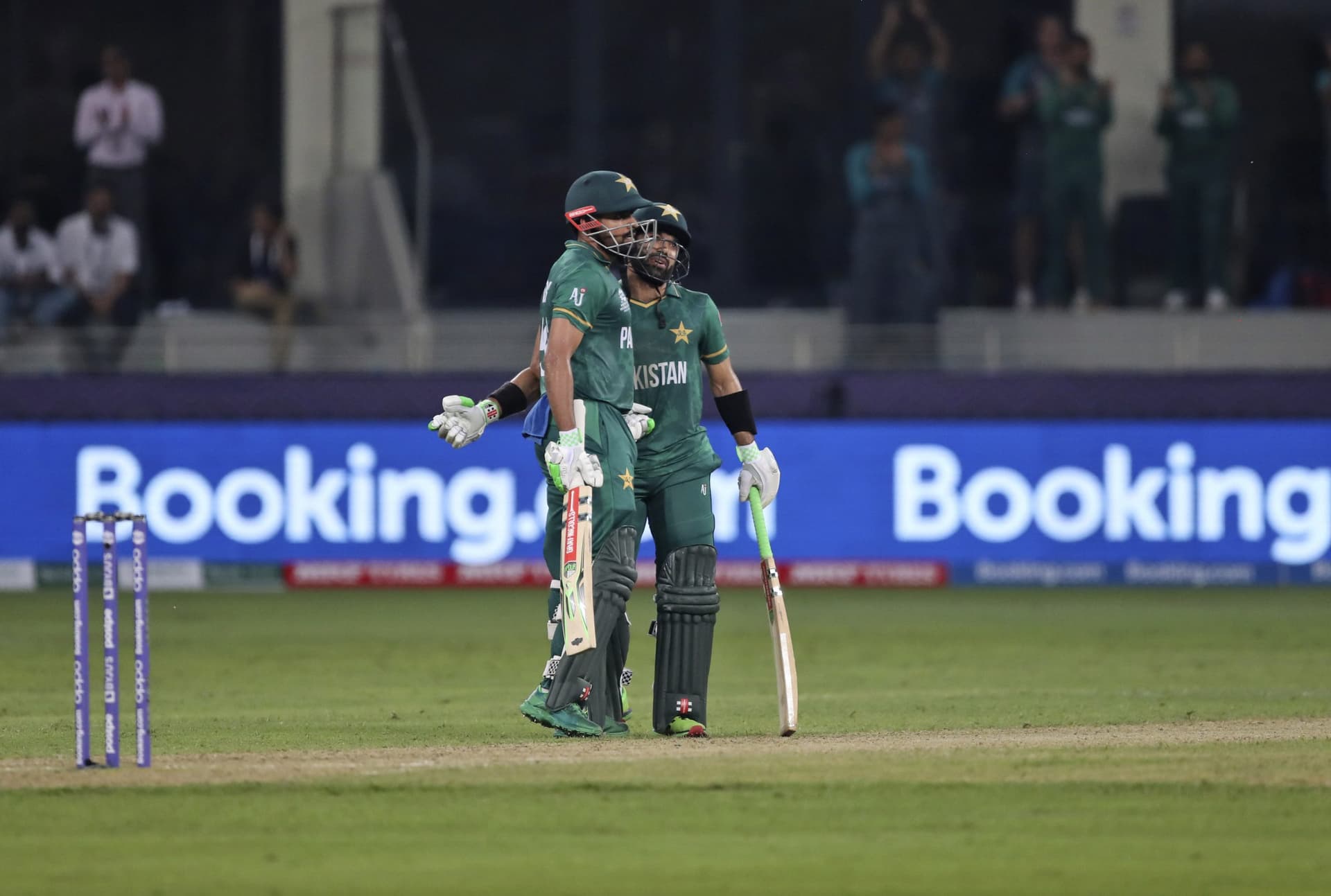 PAK vs NZ T20 WC: पाकिस्तान की लगातार दूसरी जीत, न्यूजीलैंड को 5 विकेट से हराया