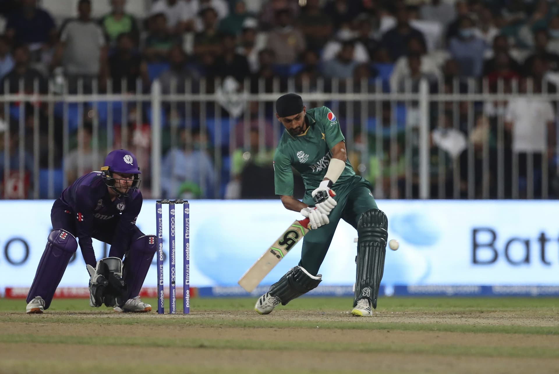 Pak Vs Sco T20 WC: स्कॉटलैंड को हराकर पाकिस्तान टॉप पर, सेमीफाइनल में 11 नवंबर को ऑस्ट्रेलिया से भिड़ंत
