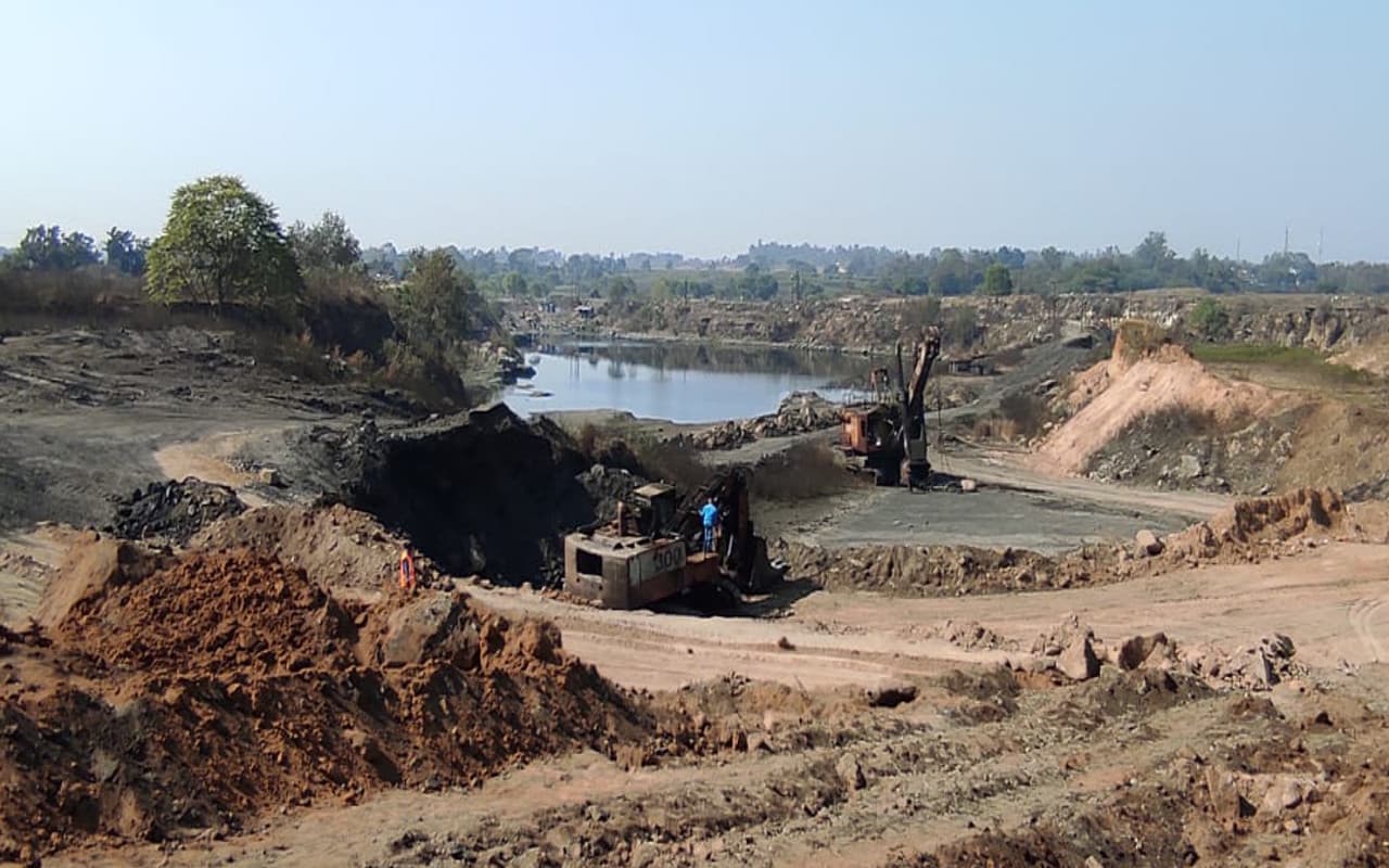 Jharkhand News: पलामू के राजहरा कोलियरी में कोयले का भंडार, पर 14 साल से नहीं हो रहा खनन, जानें कारण