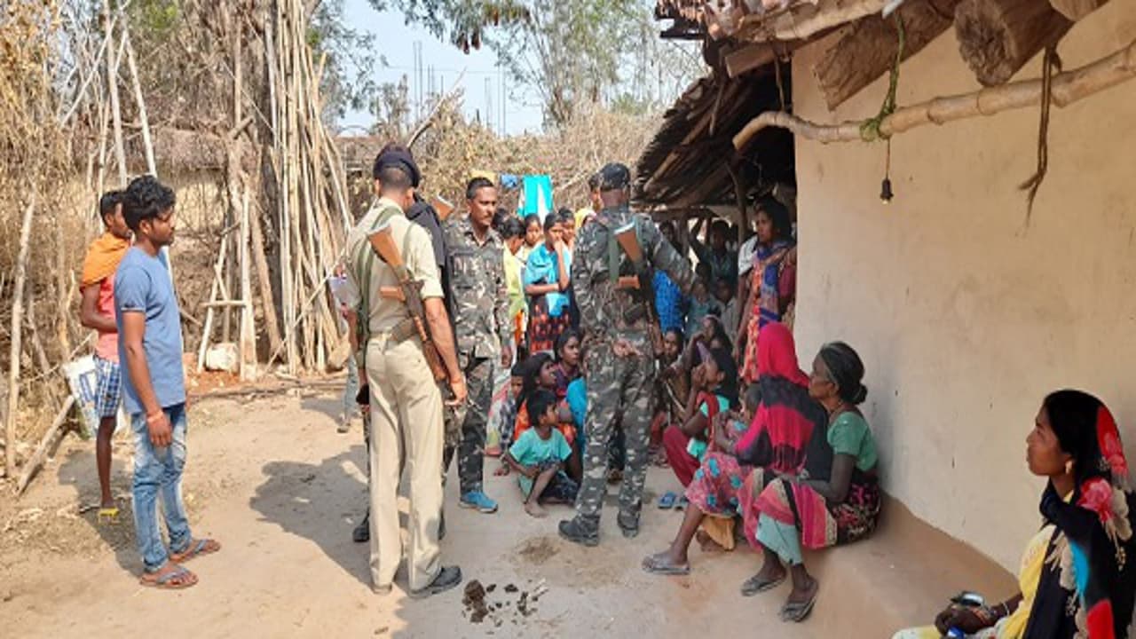 Jharkhand Crime News : जमीन विवाद में पलामू के युवक की चाकू मारकर हत्या, रिश्तेदार पर लगा आरोप
