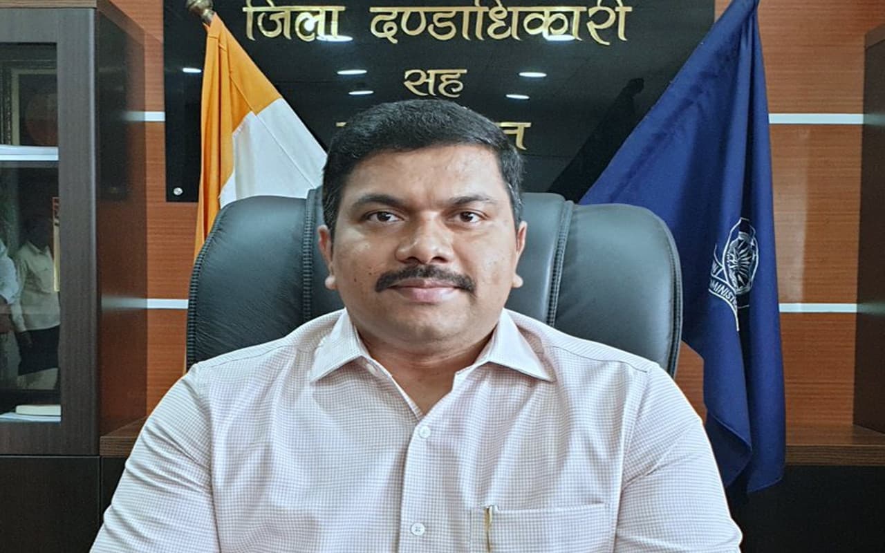 Jharkhand News: मनरेगा कार्य में गड़बड़ी करने पर सख्त दिखे पलामू डीसी, BPO समेत कई अधिकारी पर गिरी गाज