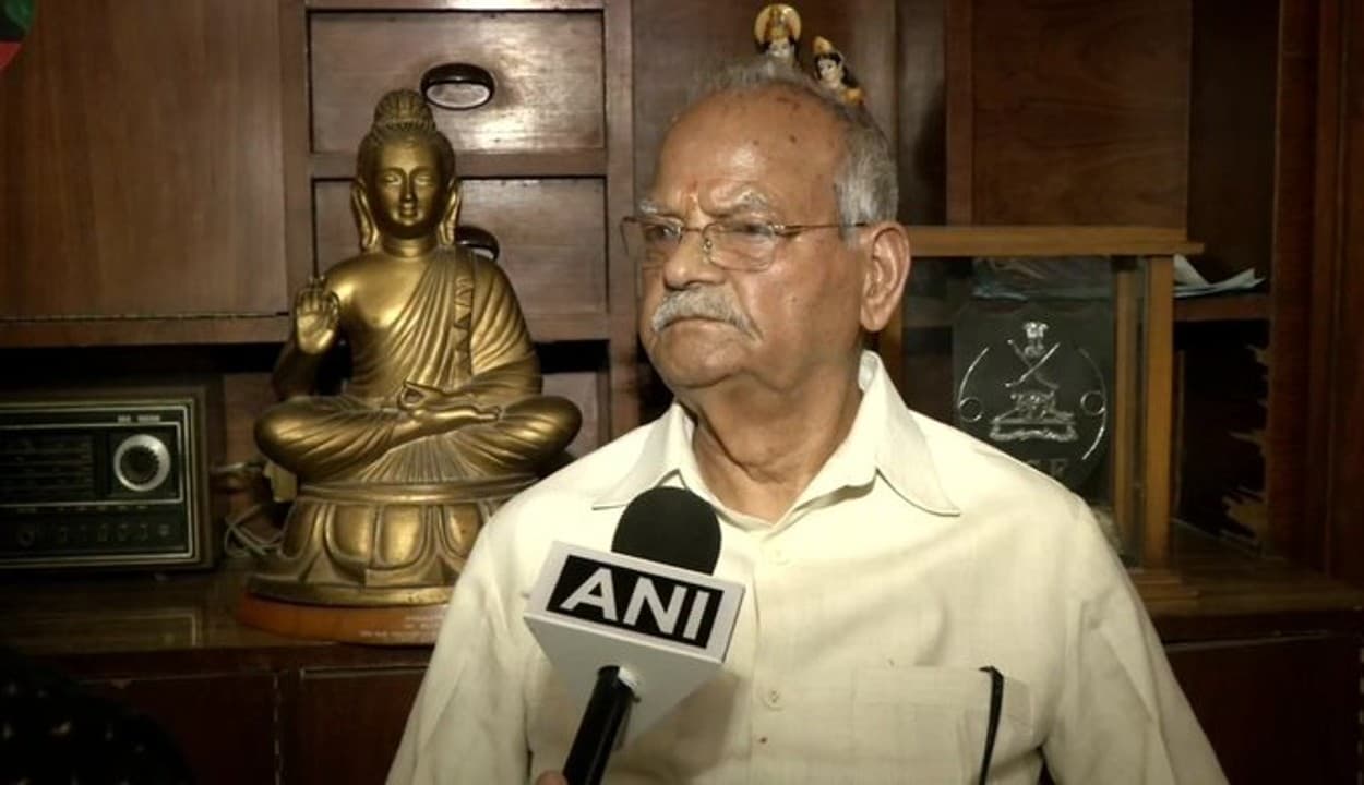 पूर्व दूरसंचार मंत्री सुखराम का 95 साल की उम्र में निधन, ब्रेन स्ट्रॉक के बाद एम्स में कराए गए थे भर्ती