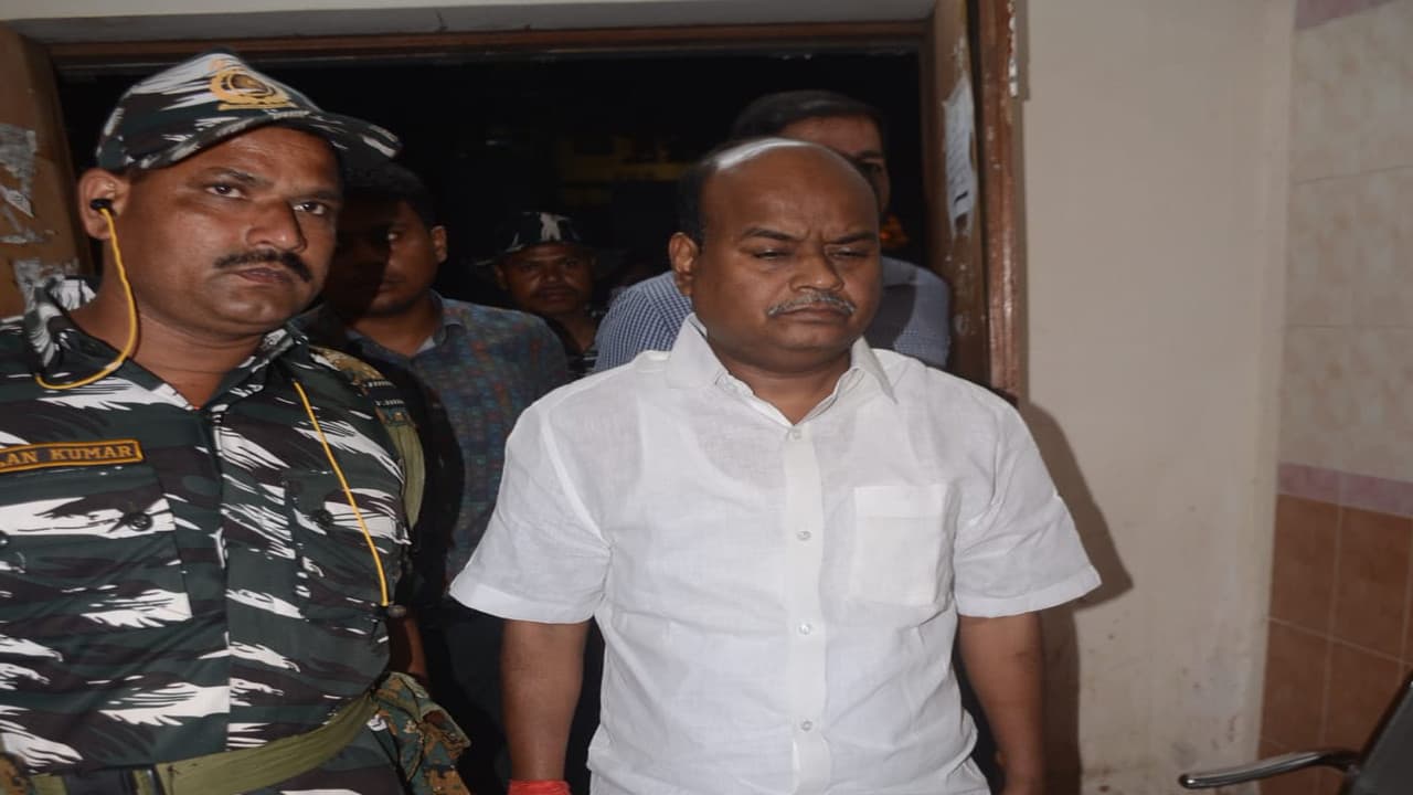 झारखण्ड: बरहरवा कांड में DSP ने पंकज मिश्रा व मंत्री आलमगीर आलम को किया निर्दोष करार