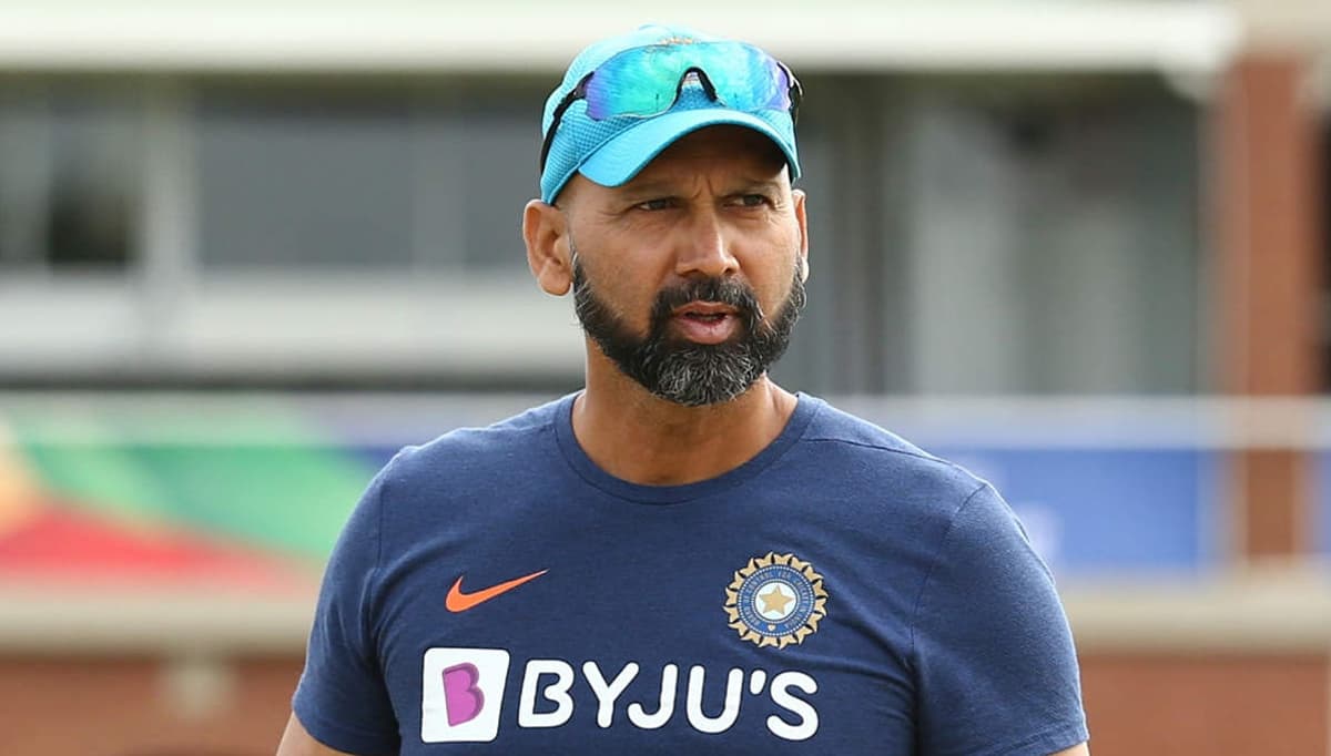 Team India के गेंदबाजी कोच के लिए पारस म्हाम्ब्रे ने किया आवेदन, मुख्य कोच की तलाश भी तेज