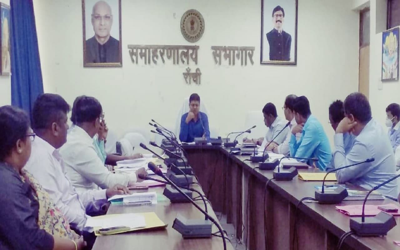 प्राइवेट स्कूलों की तर्ज पर रांची जिले के सभी सरकारी स्कूलों में होगी PTM, DC ने दिया ये निर्देश