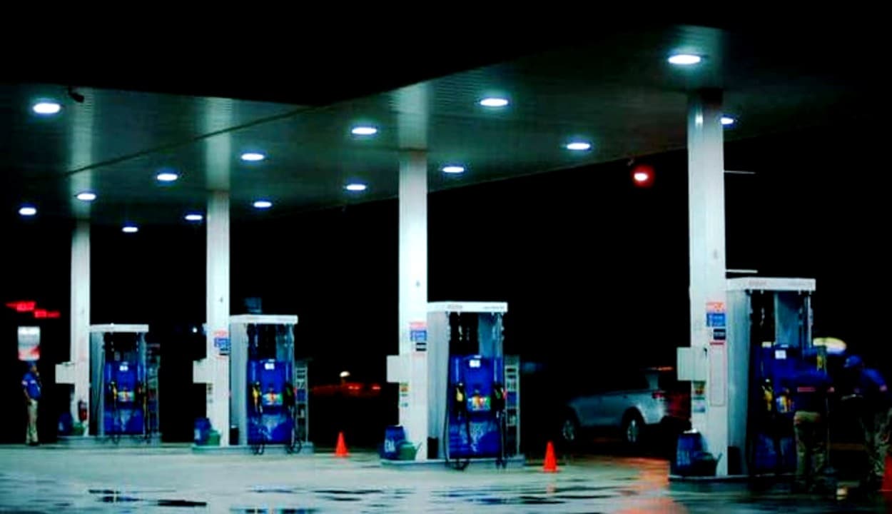 Petrol-Diesel Price: दिल्ली में तेल की कीमतों से राहत, तो पोर्टब्लेयर में पेट्रोल-डीजल सबसे सस्ता, जानें कैसे?