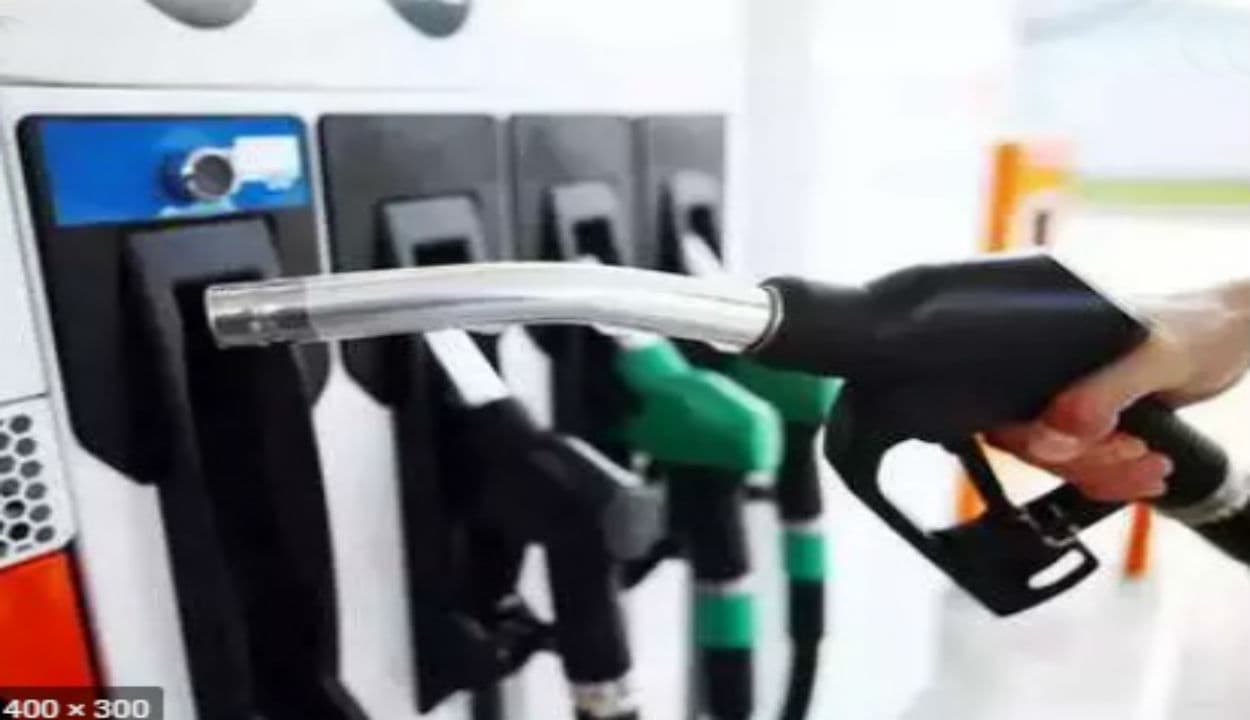 Lockdown के दौरान अप्रैल में 70 तक घट गयी पेट्रोल-डीजल की बिक्री, एलपीजी में 12 फीसदी का इजाफा