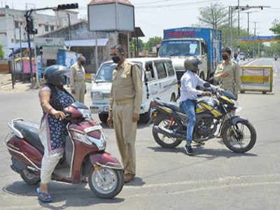पुलिस विभाग नियमित वाहनों की जांच करे