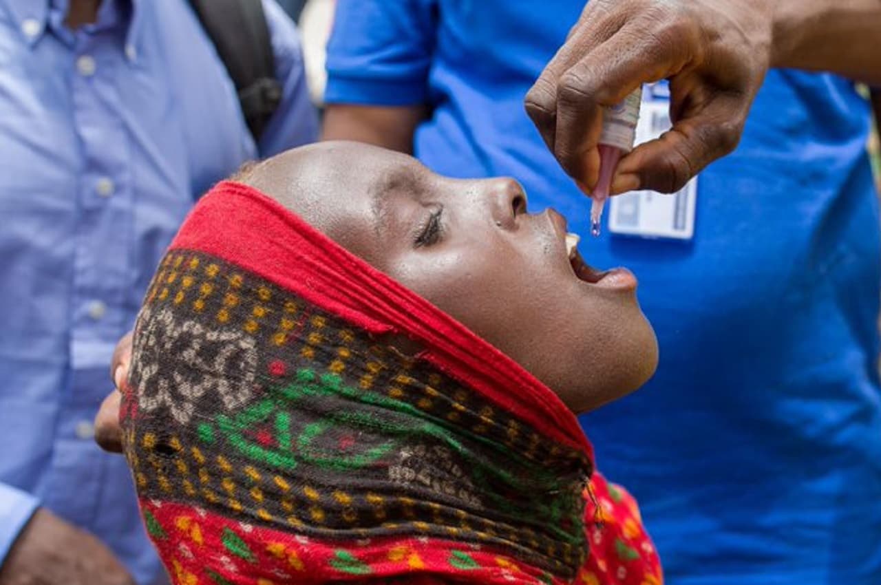 Uganda Polio Vaccination : युगांडा में 2.7 मिलियन बच्चों को दिया गया पोलियो का टीकाकरण