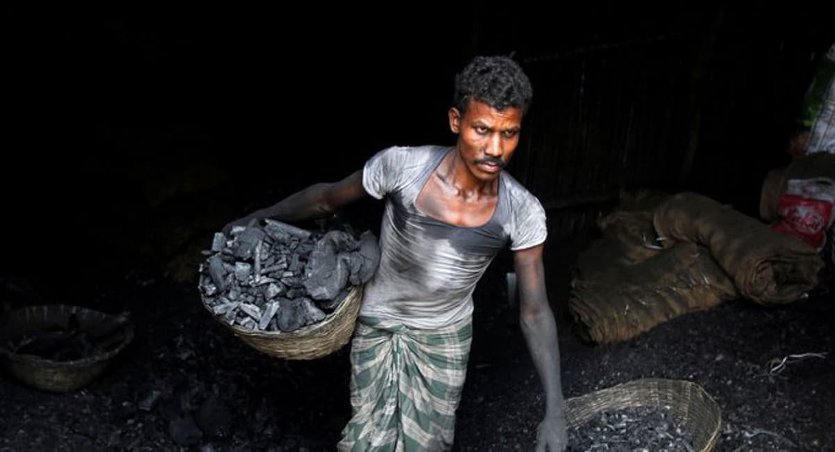 भीषण गर्मी में गहरा सकता है बिजली संकट, 10 राज्यों में कोयले की किल्लत!