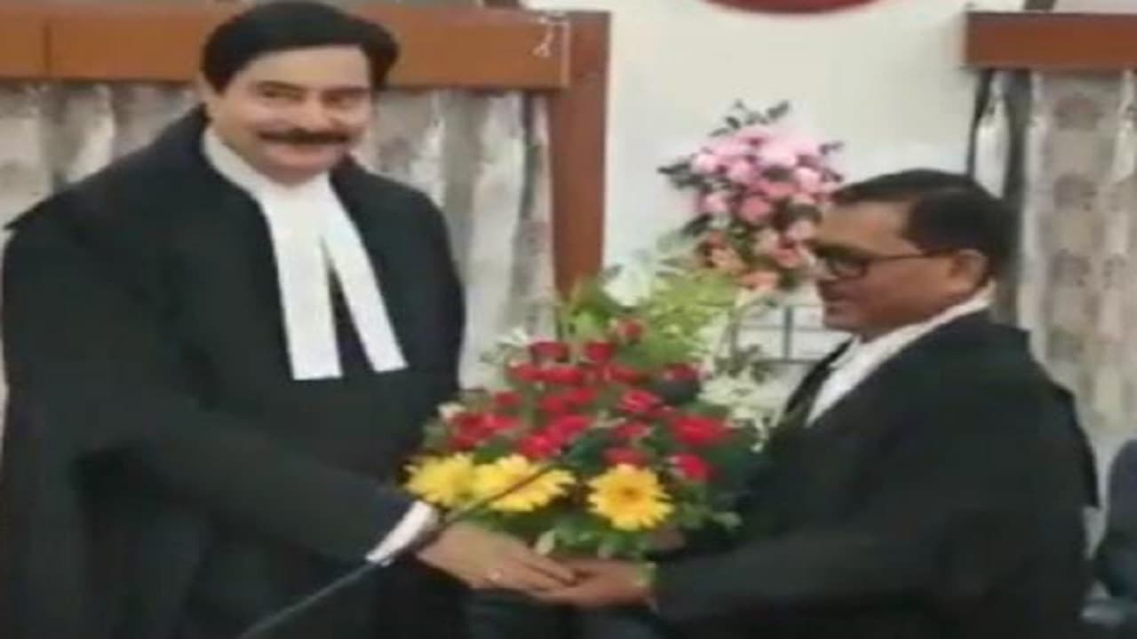 Jharkhand News: झारखंड हाईकोर्ट के 21वें जज के रूप में प्रदीप कुमार श्रीवास्तव ने ली शपथ