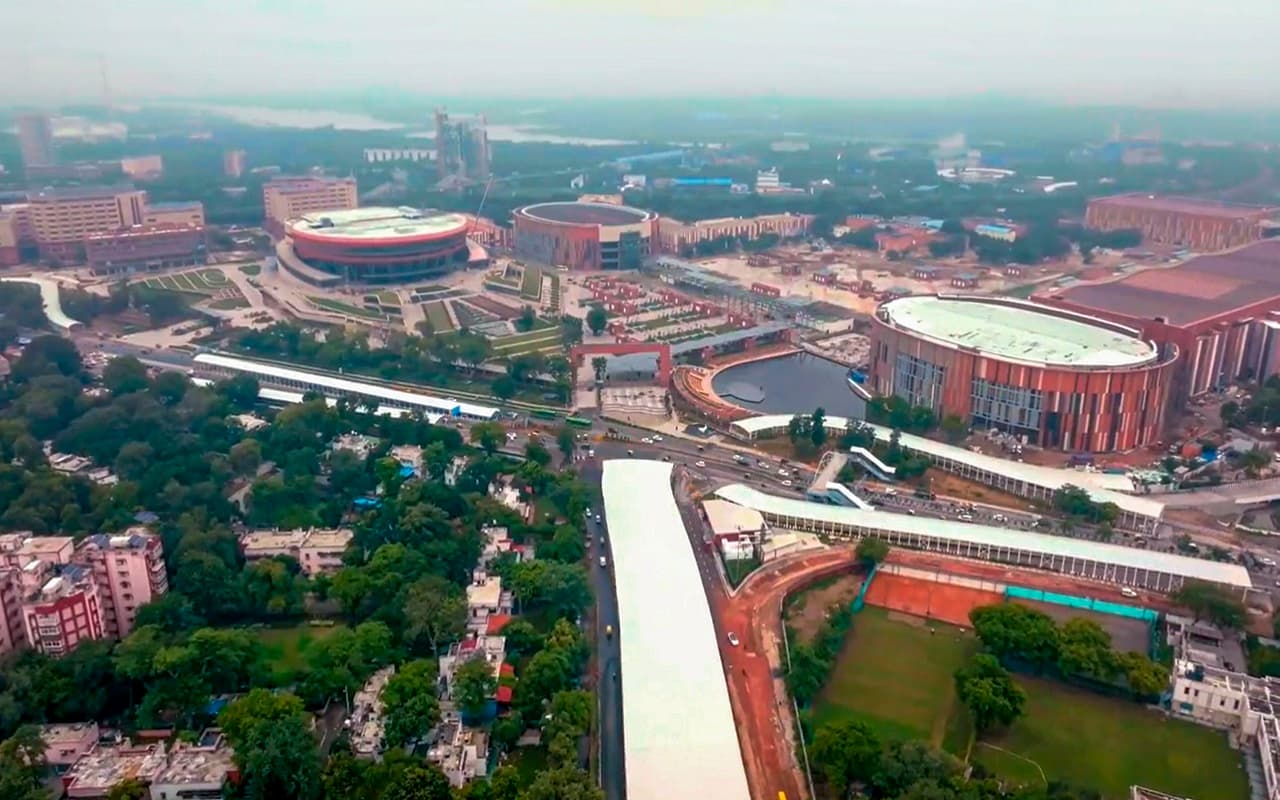 Pragati Maidan: कन्वेंशन सेंटर का उद्घाटन करने से पहले पीएम मोदी ने की पूजा, जानें इसकी  खासियत