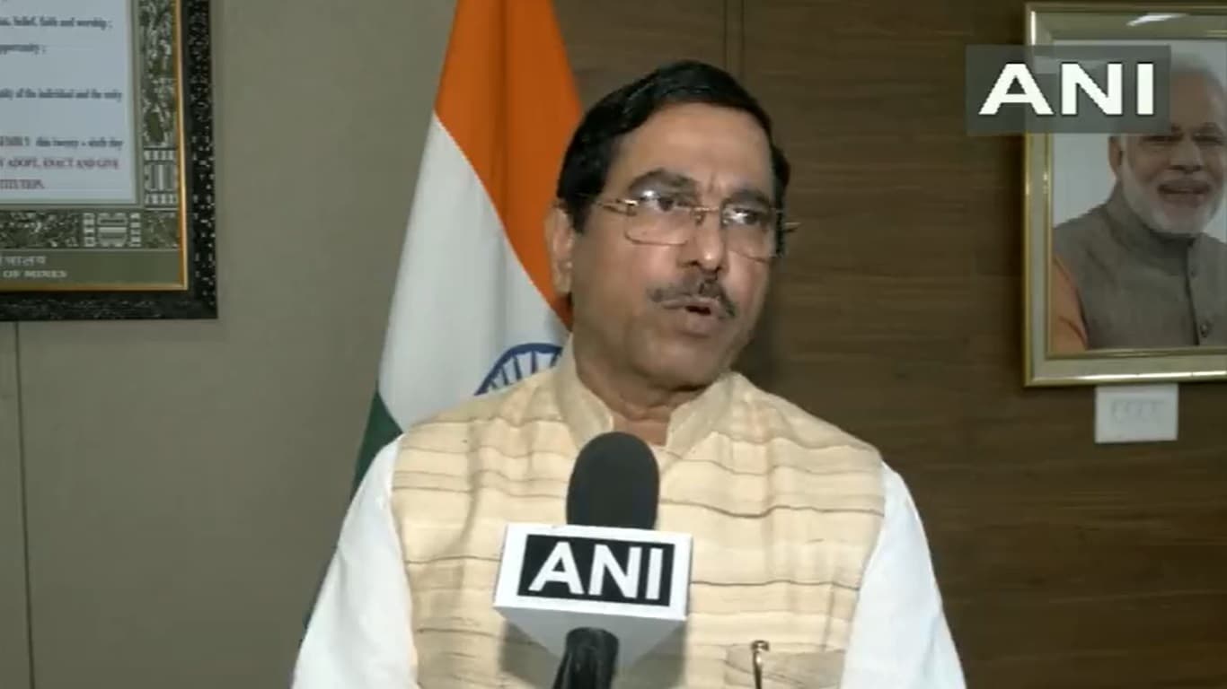 संसद का विशेष सत्र: सोनिया गांधी की चिट्ठी का मोदी सरकार ने दिया जवाब, कहा- परंपराओं की ओर आपका ध्यान नहीं