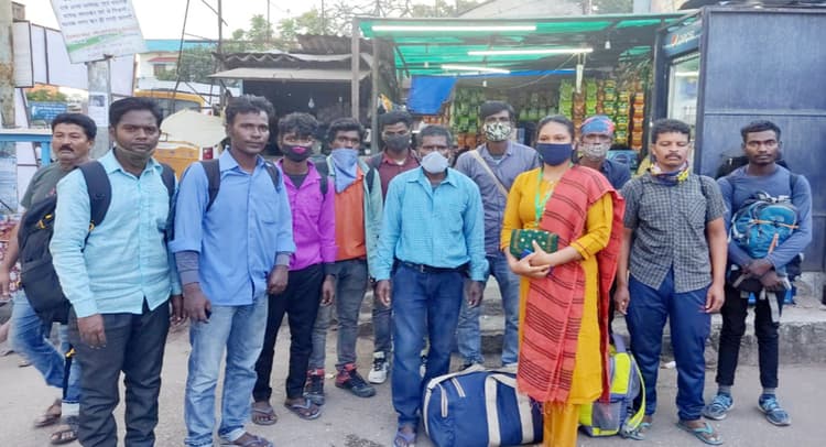 हिमाचल प्रदेश से अब तक झारखंड के 61 श्रमिकों की हुई वापसी, मारपीट की घटना के बाद वापस लौटने की जतायी थी इच्छा