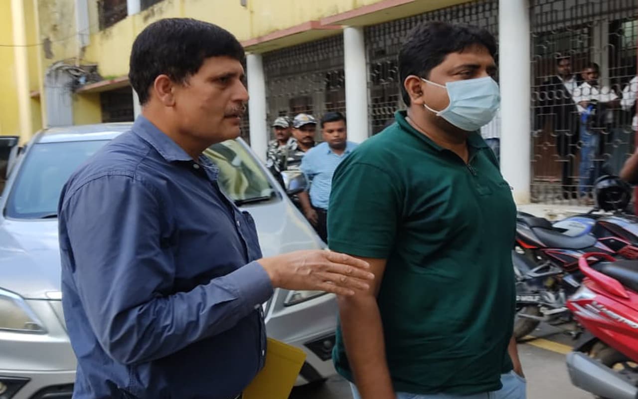 झारखंड : ईडी ने प्रेम प्रकाश को किया गिरफ्तार, जालसाजी कर जमीन खरीद-बिक्री का मामला