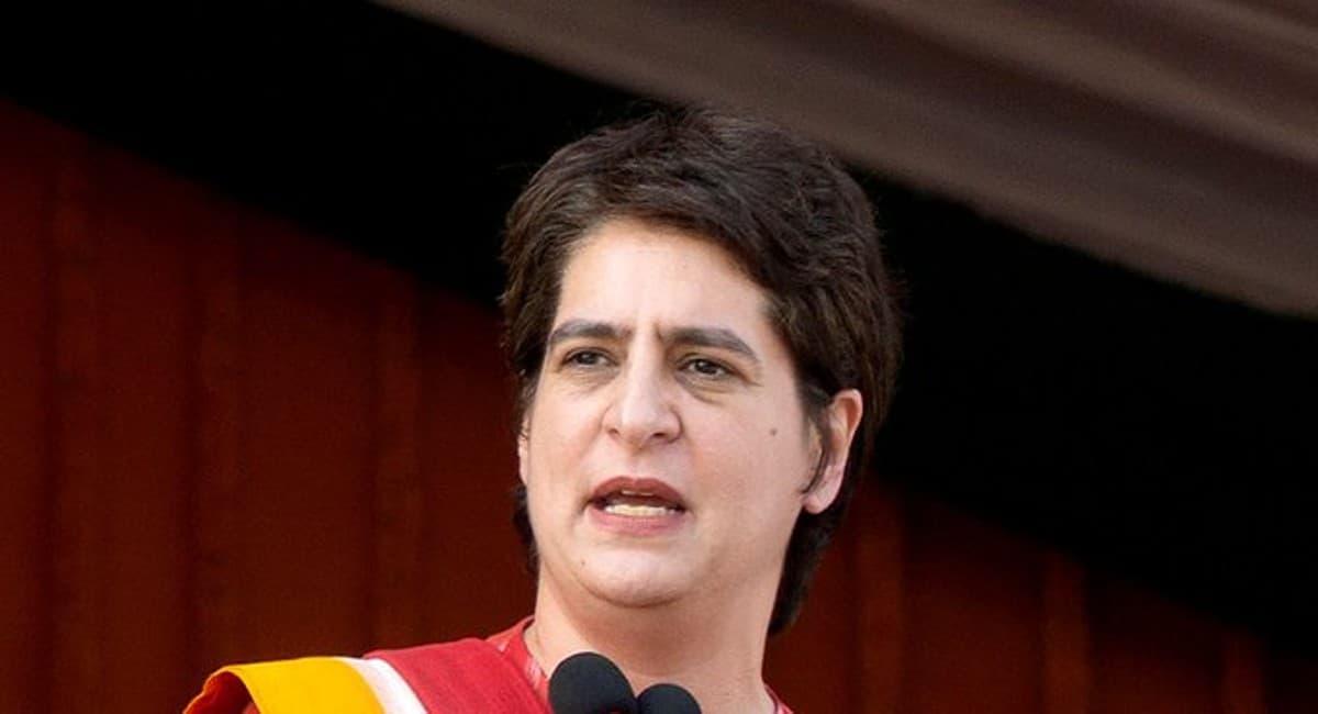 UP Election 2022: प्रियंका गांधी का PM मोदी पर तंज- महिलाओं ने अभी अंगड़ाई ली और प्रधानमंत्री झुक गए