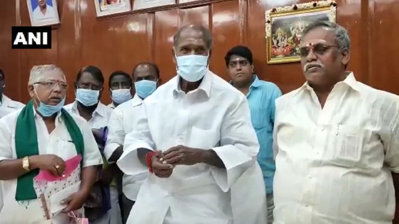 पुडुचेरी: बारिश राहत के रूप में लाल राशन कार्डधारक परिवार को मिलेगा 5,000 रुपये की वित्तीय सहायता