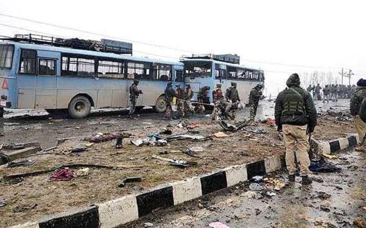 Pulwama Attack Anniversary: पुलवामा में 4 साल पहले आखिर क्या हुआ था, यहां जानें सबकुछ