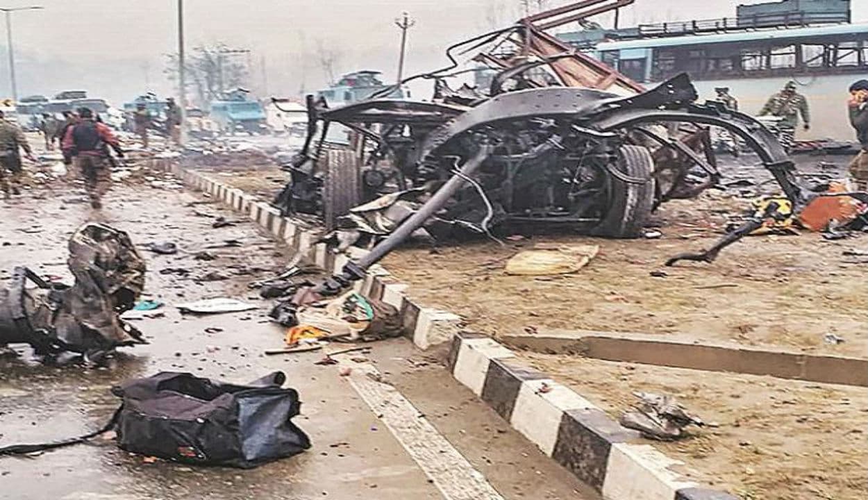 Pulwama terror attack 2nd anniversary : कश्मीर में हाईवे पर 14 फरवरी 2019 के पुलवामा आतंकी हमले जैसी रची गई साजिश, सुरक्षा एजेंसियों ने खोली पोल