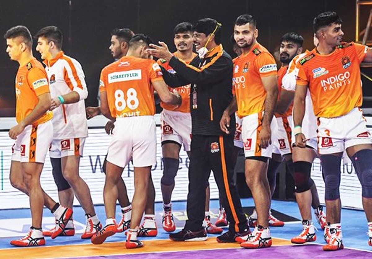 Pro Kabaddi League: पुणेरी पलटन ने गुजरात जायंट्स पर दर्ज की शानदार जीत