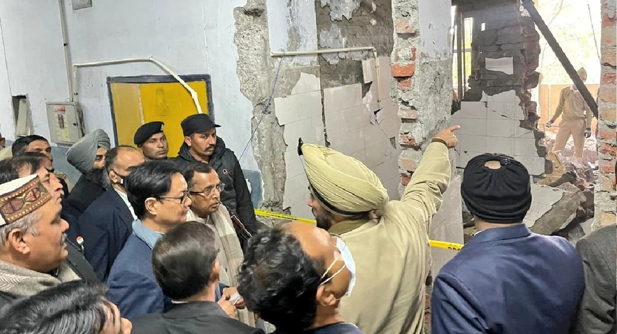 Ludhiana blast update: खालिस्तानियों से जुड़े हैं लुधियाना धमाके के तार, क्या है विस्फोट का पाकिस्तानी कनेक्शन