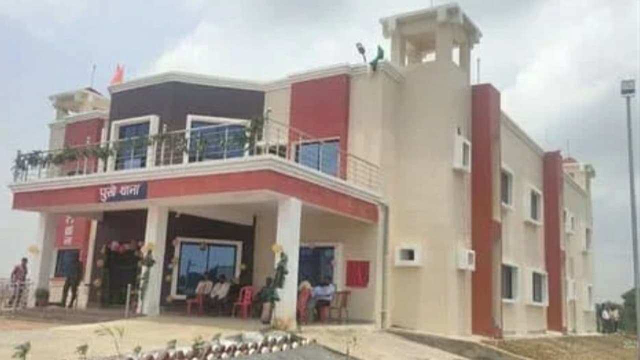 पिस्तौल की नोक पर 9 घंटे बंधक रखकर नाबालिग से दुष्कर्म, पुलिस को बताने पर परिवार को जान से मारने की धमकी दी