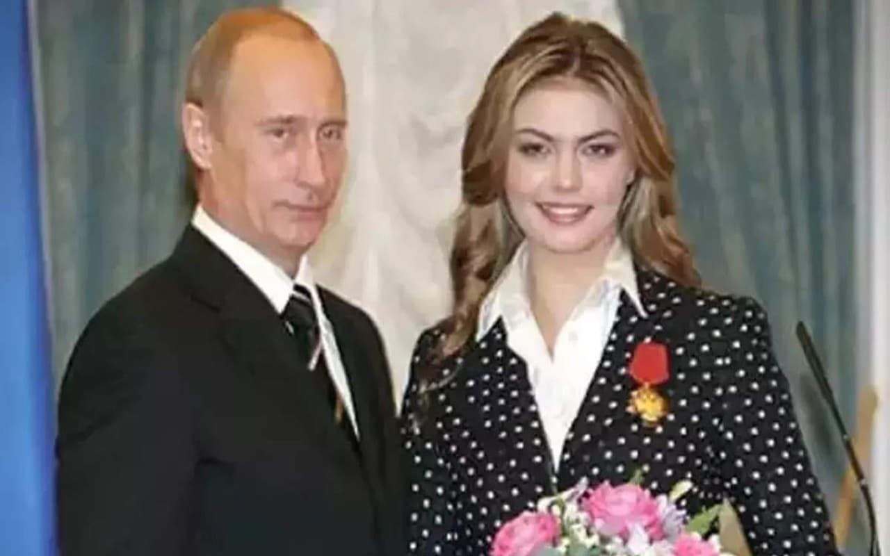 Putin Rumored Girlfriend: अमेरिका का पुतिन की गर्लफ्रेंड के खिलाफ एक्शन, वीजा किया फ्रीज