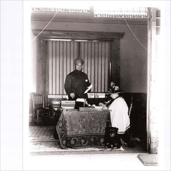 महारानी-अब्दुल की नजदीकियों से शाही परिवार को होती थी जलन, विक्टोरिया ने अंतिम समय में नौकर को दिया खास उपहार