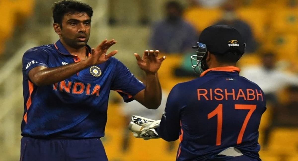 T20 WC: 4 साल बाद टी20 में लौटे अश्विन ने बरपाया कहर, अब नये कोच राहुल द्रविड को लेकर कह दी बड़ी बात