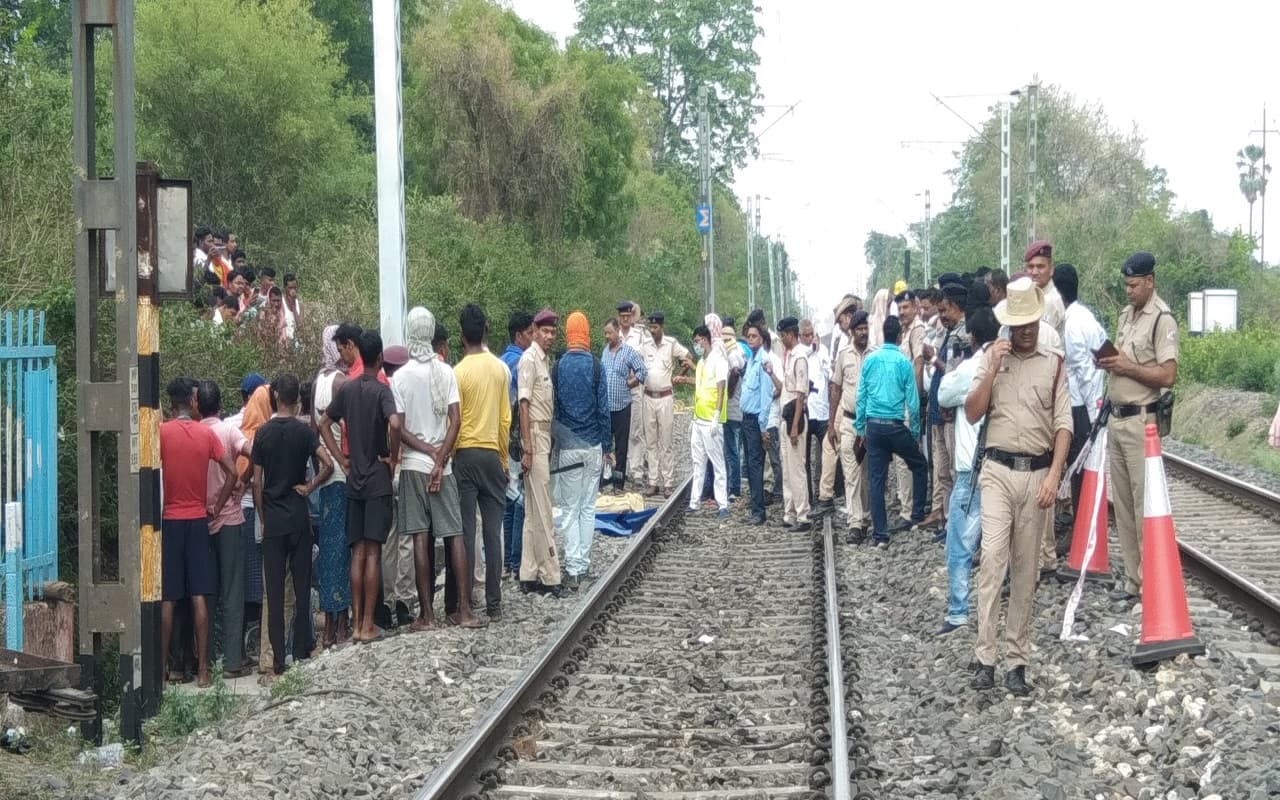 झारखंड: धनबाद-गोमो रेलखंड पर बड़ा हादसा, 6 ठेका मजदूरों की मौत, जांच कमेटी गठित
