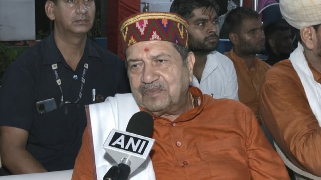 Rahul Gandhi के संघ और सावरकर वाले बयान पर भड़के RSS नेता, कहा- टिप्पणी राजनीति में विफलता पर उनकी निराशा Rahul Gandhi के संघ और सावरकर वाले बयान पर भड़के RSS नेता, कहा- टिप्पणी राजनीति में विफलता पर उनकी निराशा