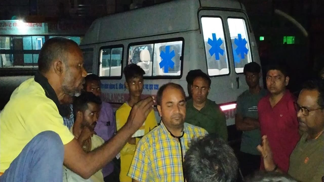 RTI को प्रभावी बनाने की मांग : कुंजलाल साव का आमरण अनशन खत्म, चिलचिलाती धूप में लंबे समय से थे धरने पर RTI को प्रभावी बनाने की मांग : कुंजलाल साव का आमरण अनशन खत्म, चिलचिलाती धूप में लंबे समय से थे धरने पर