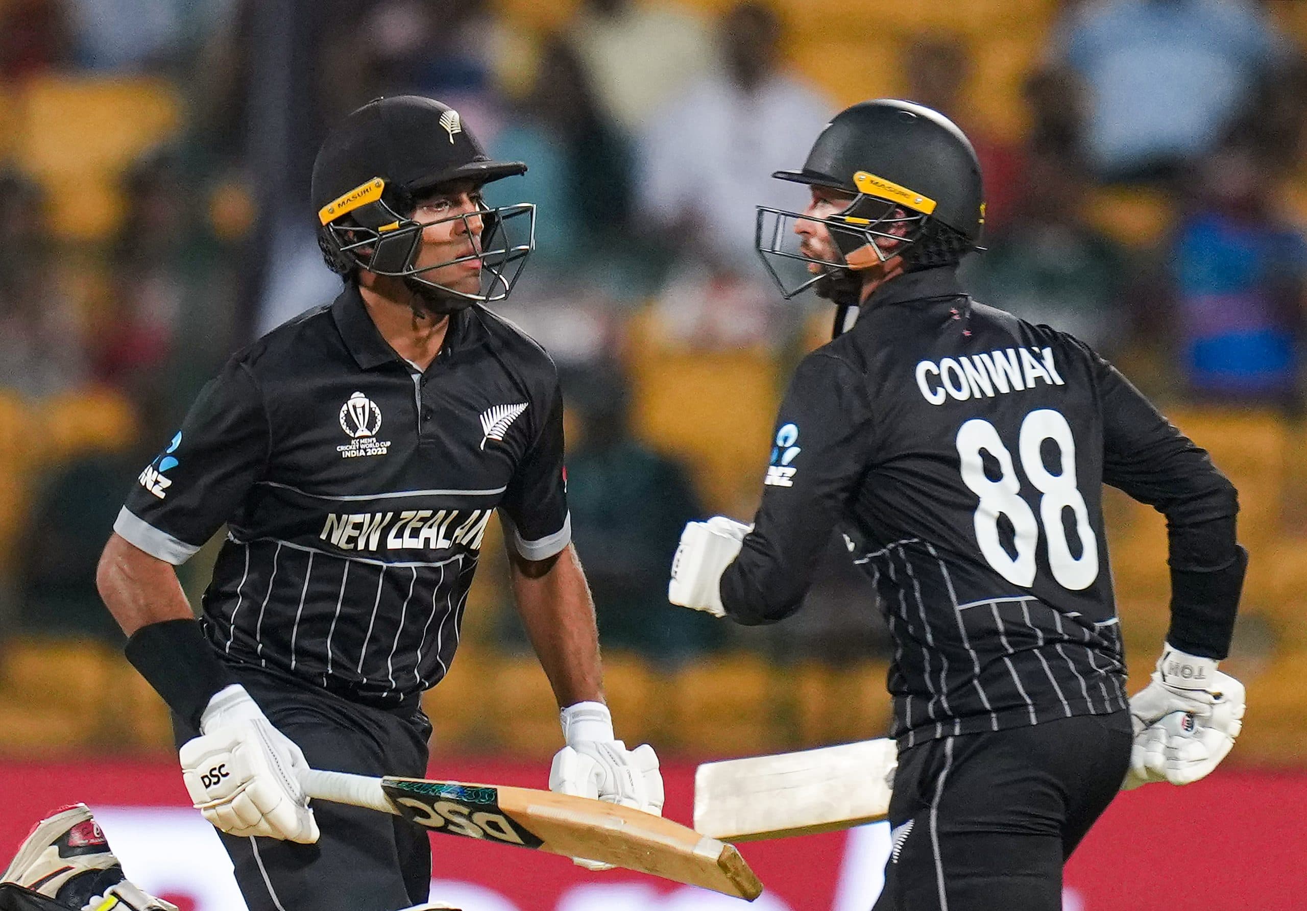 ENG vs PAK: पाकिस्तान को सेमीफाइनल में पहुंचने के लिए 6.4 ओवर में बनाने होंगे 338 रन