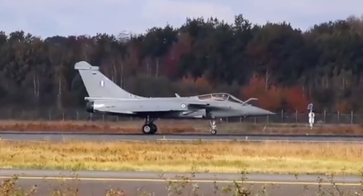 राफेल मामले में नया दावा : डील कराने के लिए फ्रांसीसी कंपनी ने बिचौलिए को दिए थे 65 करोड़ की रिश्वत