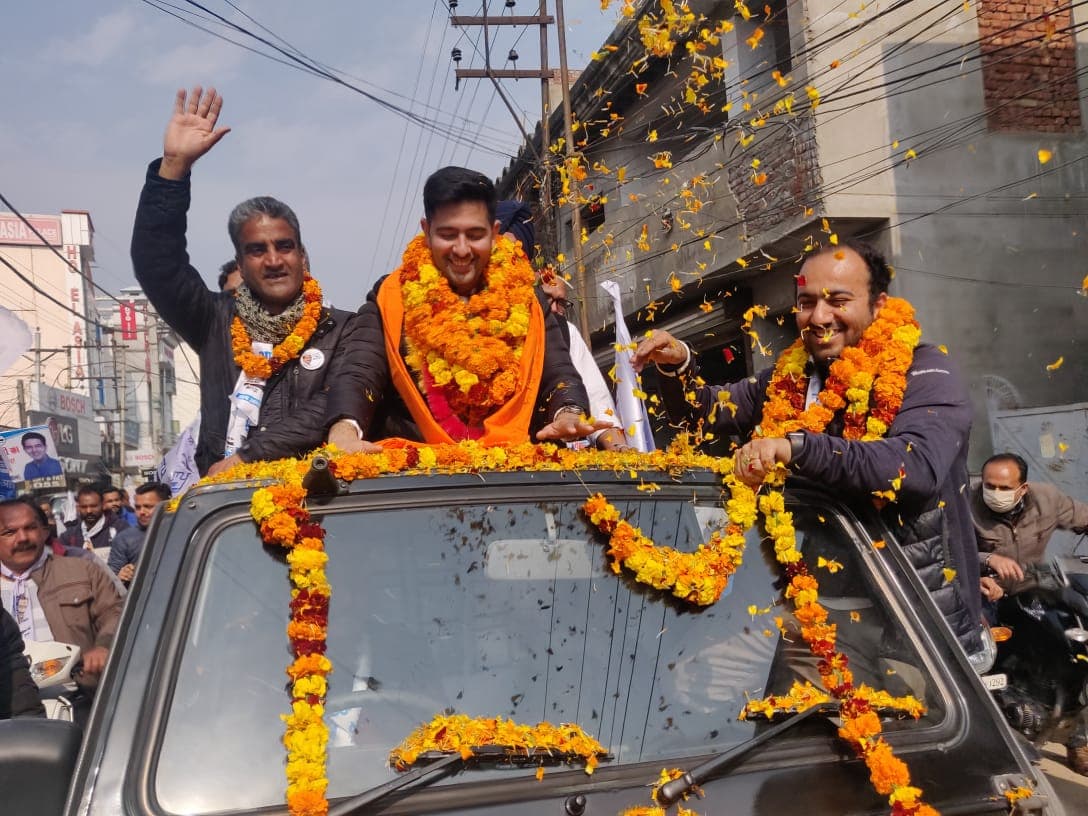 भाजपा सांसद सनी देओल ने पंजाब के साथ विश्वासघात किया, आम आदमी पार्टी का आरोप