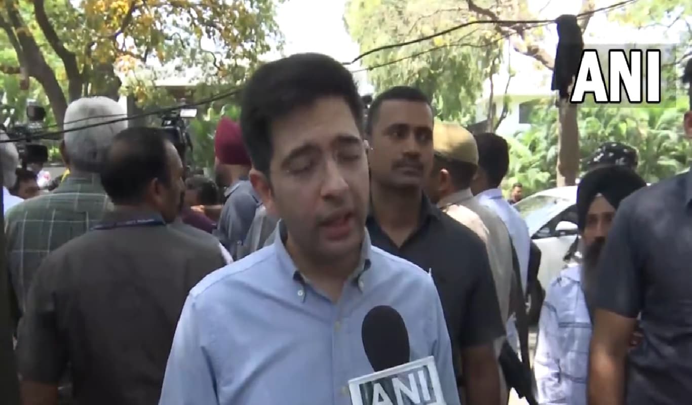 दिल्ली अध्यादेशः राज्यसभा में AAP ने केन्द्र को कोसा, कहा- वाजपेयी और आडवाणी के संघर्ष का अपमान