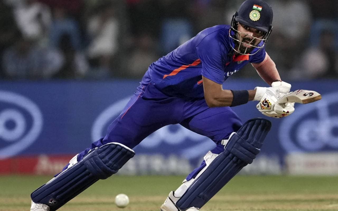 IND vs AUS 1st ODI: भारत ने ऑस्ट्रेलिया को 5 विकेट से रौंदा, केएल राहुल ने जड़े शानदार 75 रन